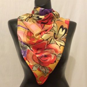 Vintage Elaine Gold 34" Square Large Scarf